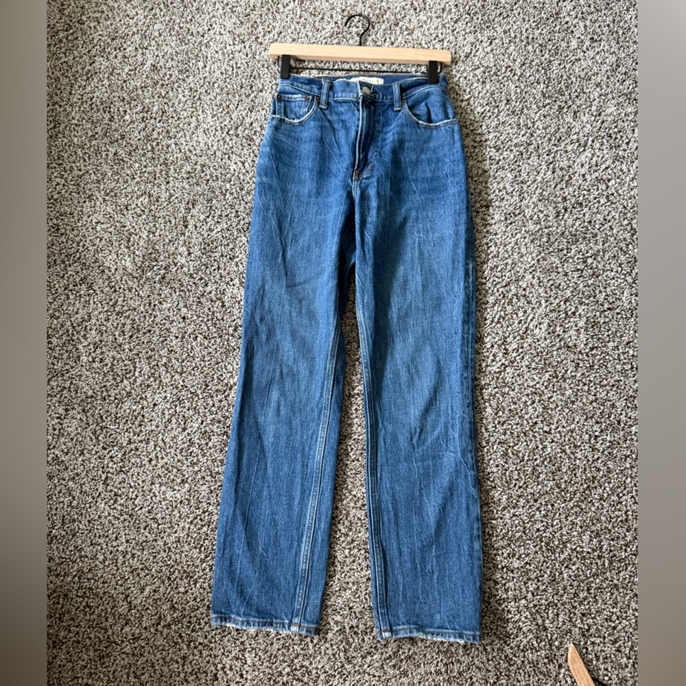 Abercrombie 90s straight ultra high rise